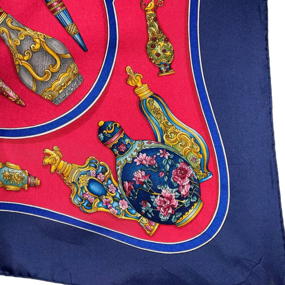 Hermès HERMES Silk Scarf 90cm Qu Importe Le Flacon  Blue Scarf 35" - Picture 6 of 16